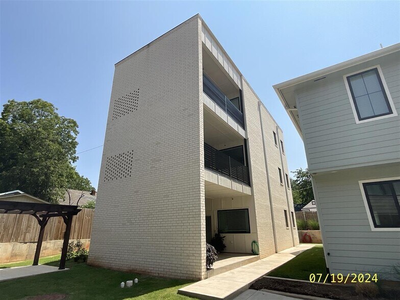 More Photos Of , Oklahoma City Multifamily For Sale