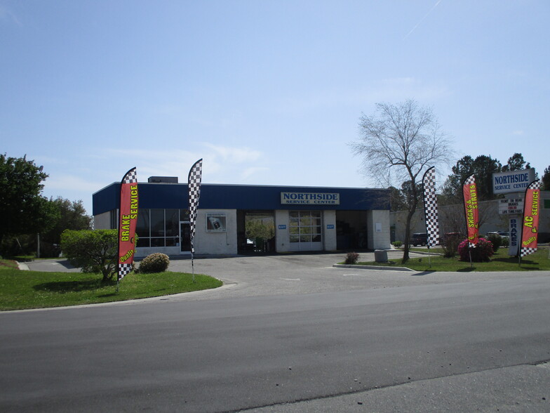 More Photos Of 2708 Trademark Dr, Wilmington Auto Repair For Sale