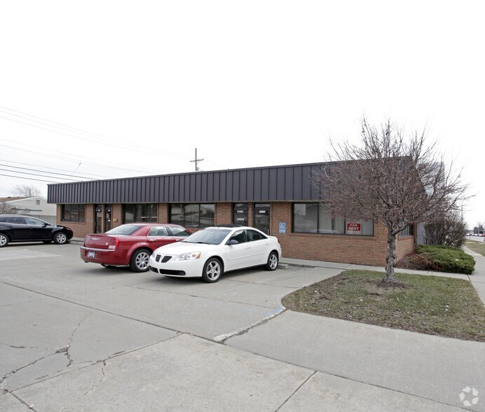 Primary Photo Of 30230-30236 John R Rd, Madison Heights Office For Lease