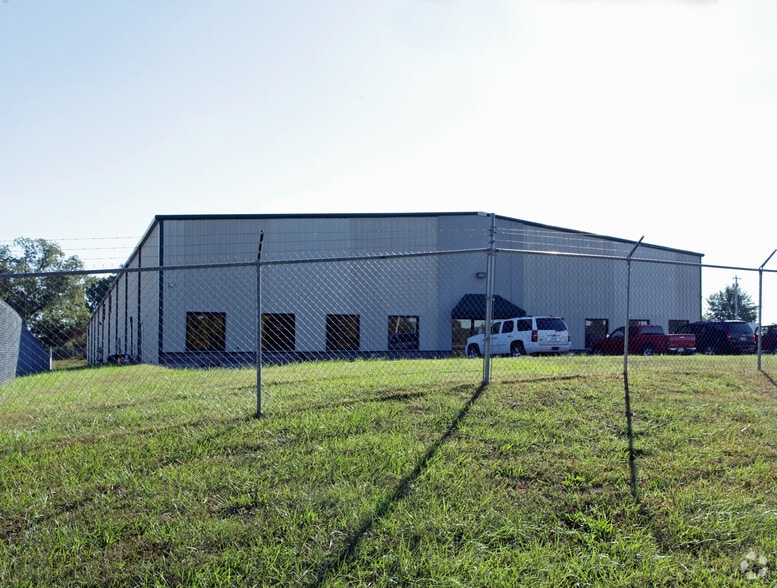 More Photos Of 3350 Highway 309 N, Byhalia Warehouse For Sale