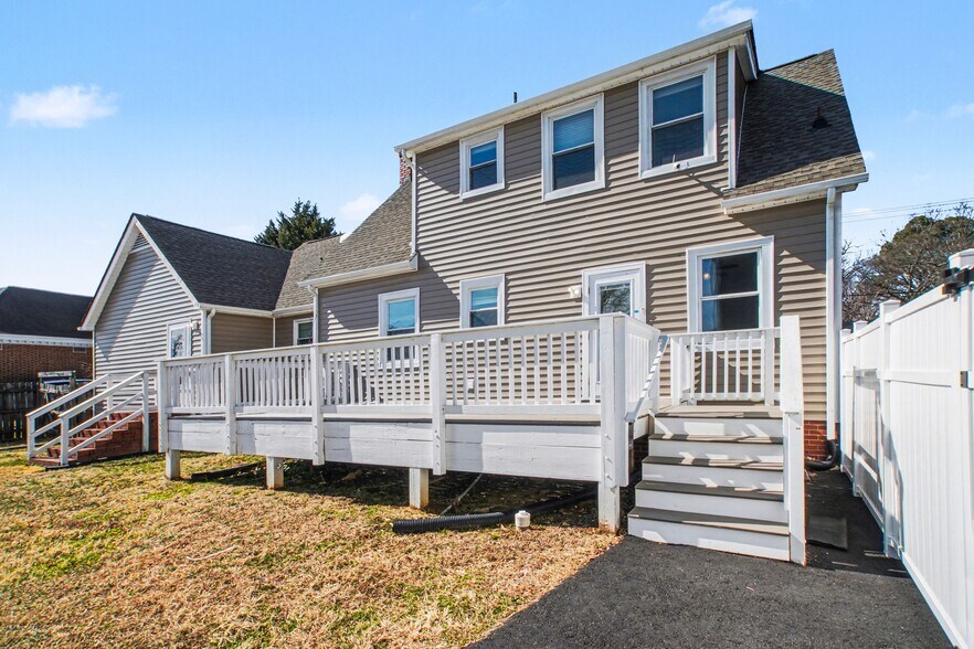 More Photos Of 2603 Lafayette Blvd, Fredericksburg General Retail For Lease