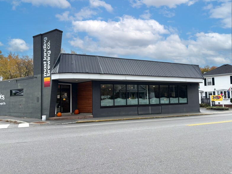Primary Photo Of 185 Cottage Rd, South Portland Restaurant For Lease