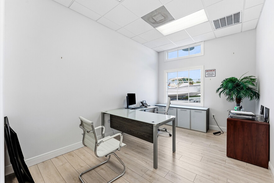 More Photos Of 250-300 SW Monterey Rd, Stuart Freestanding For Sale