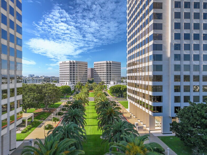 More Photos Of 2 Park Plaza, Irvine Office For Lease