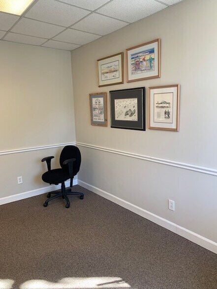 More Photos Of 10801 Johnston Rd, Charlotte Office For Lease