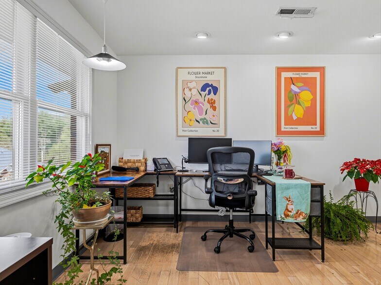 More Photos Of 2 Herman Avenue Ext, Asheville Office For Sale