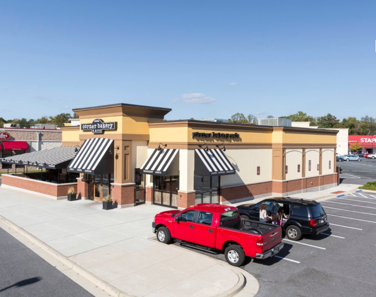 More Photos Of 801-819 Goucher Blvd, Towson Unknown For Lease