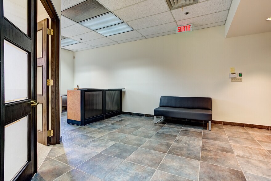 More Photos Of 1111 Rue Saint-Urbain, Montréal Office Residential For Sale