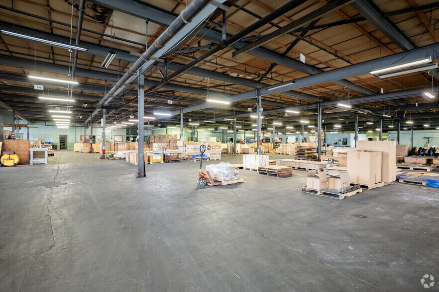 More Photos Of 900 Jefferson Ave, Newport News Manufacturing For Lease