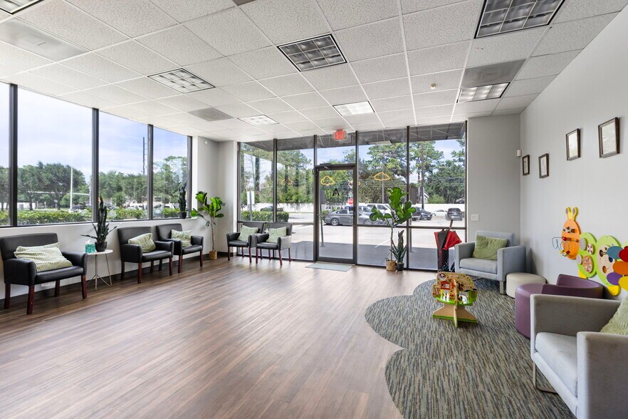 More Photos Of 12101 Grant Rd, Cypress Medical For Sale
