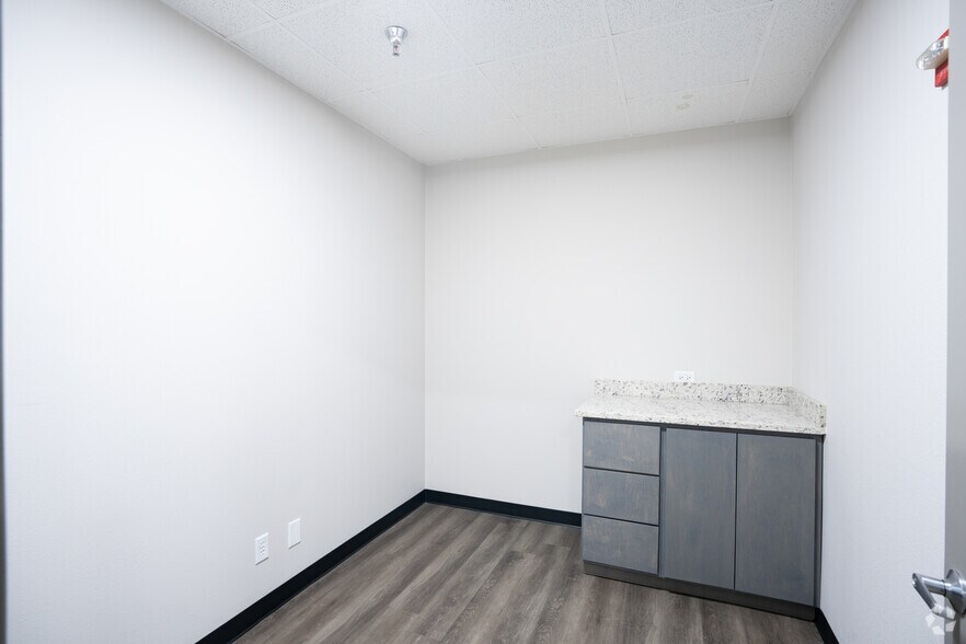 More Photos Of 4151 Jaime Zapata Memorial Hwy, Laredo Medical For Lease