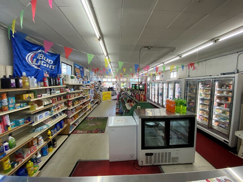 More Photos Of 1806 Fall Hill Ave, Fredericksburg Storefront Retail Residential For Sale