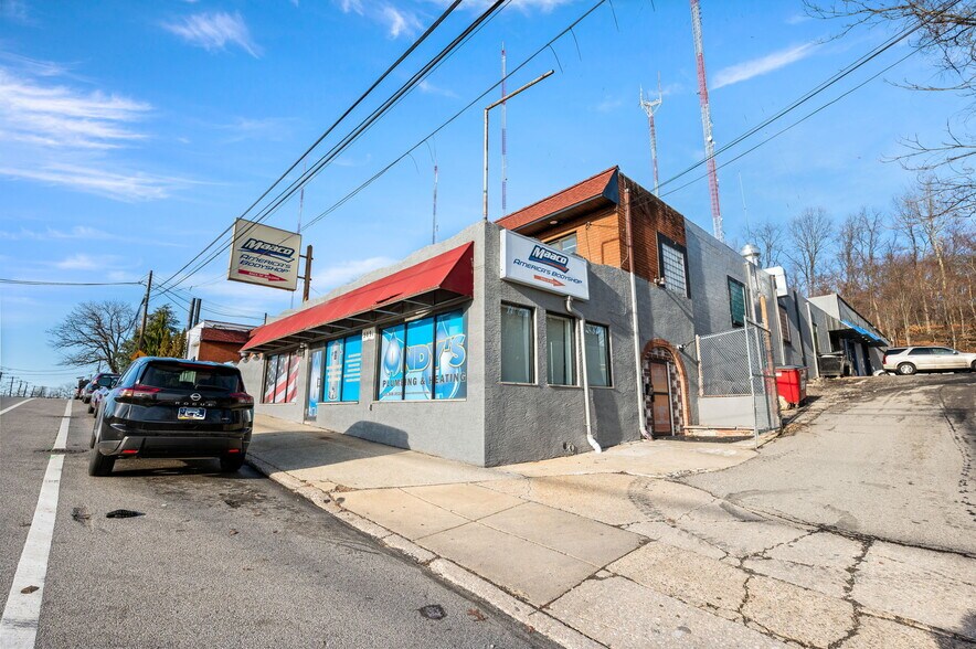 More Photos Of 5091 Umbria St, Philadelphia Manufacturing For Lease