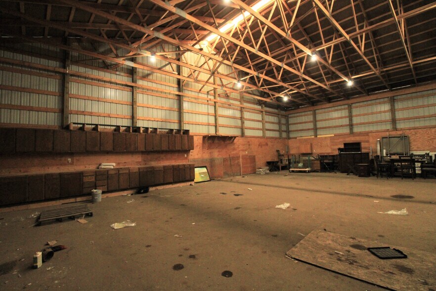 More Photos Of 6008 Highway 2 E, Minot Showroom For Sale