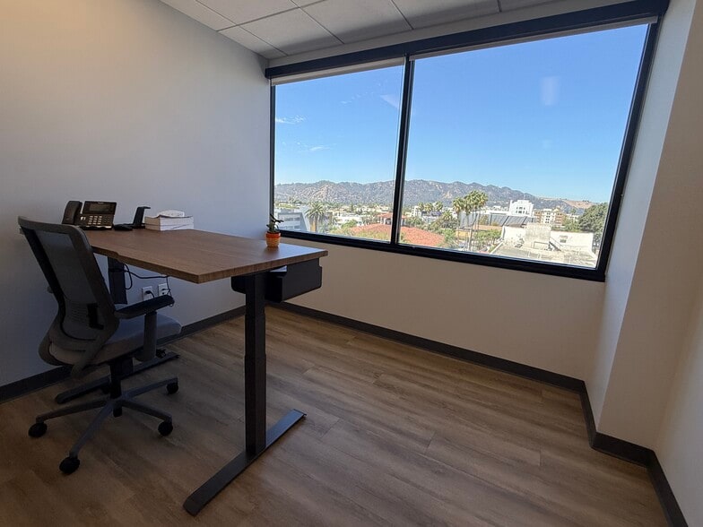 More Photos Of 425 E Colorado St, Glendale Office For Lease