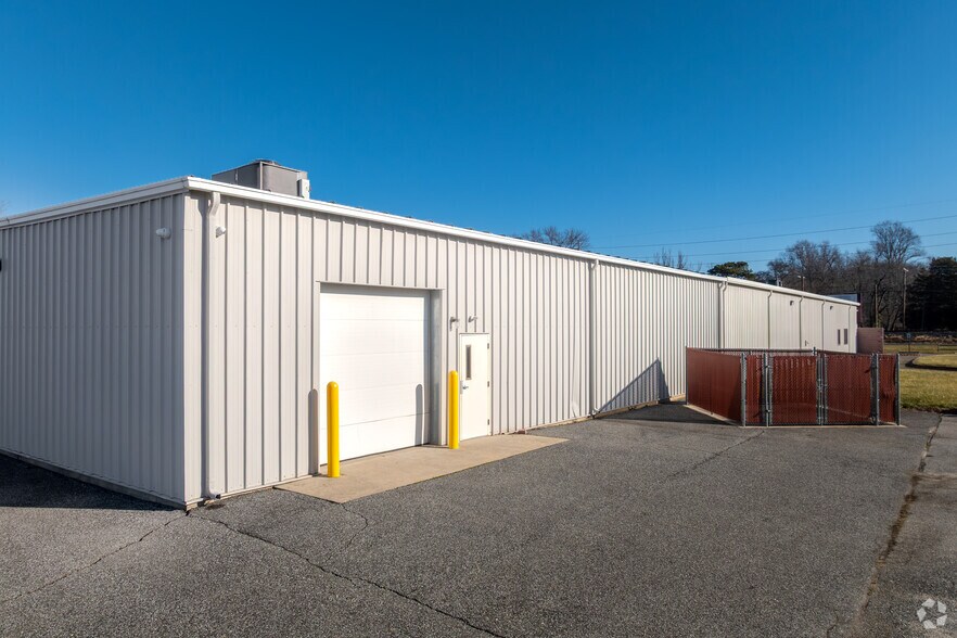 More Photos Of 1980 S West Blvd, Vineland Manufacturing For Lease