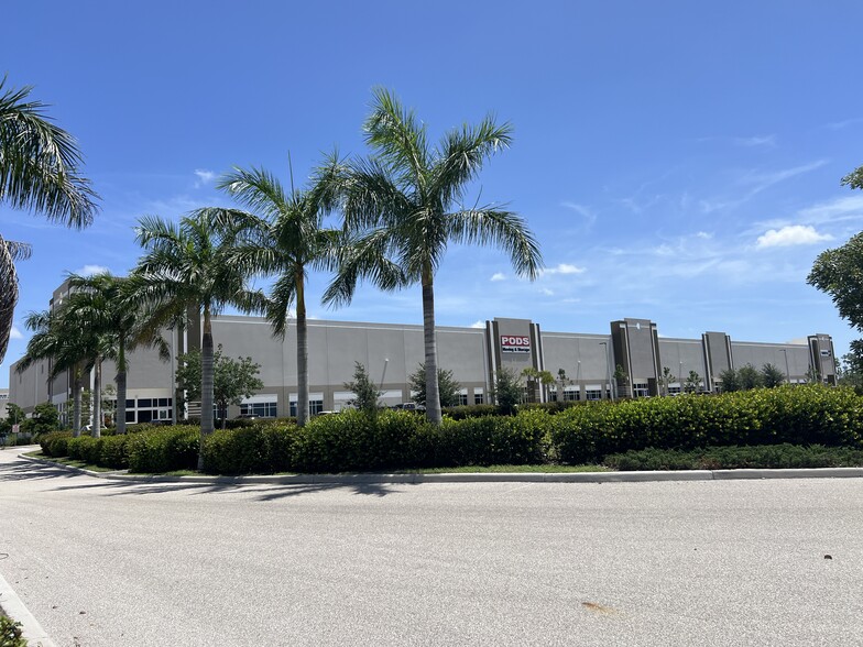 Primary Photo Of 16260 Airport Park Dr, Fort Myers Warehouse For Lease