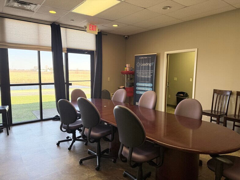 More Photos Of 150 N Prairie View Dr, Manteno General Retail For Sale