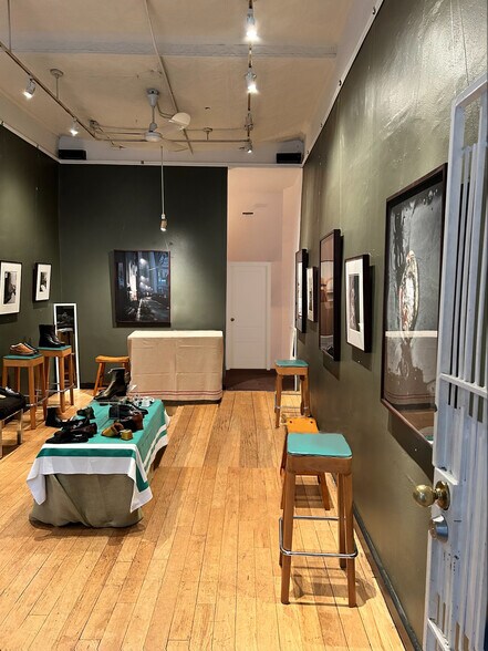More Photos Of 325 W 11th St, New York Apartments For Lease