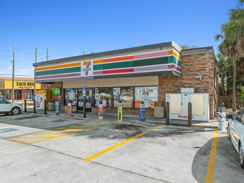 More Photos Of 9695 Gulf Blvd, Treasure Island Service Station For Sale