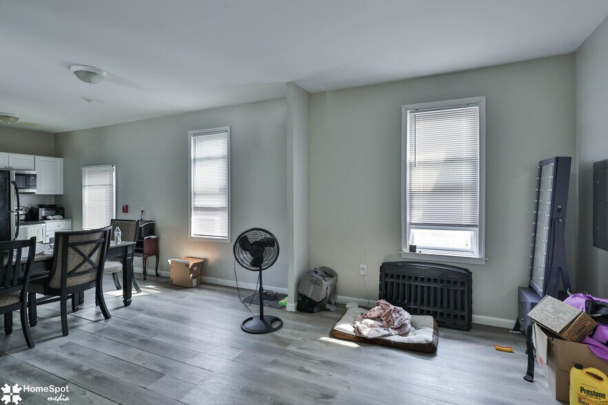 More Photos Of 1337 Washington St, Easton Multifamily For Sale