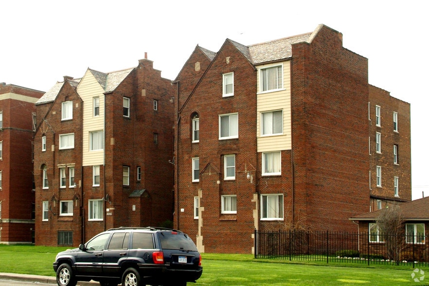 More Photos Of 3342 W Chicago, Detroit Apartments For Sale