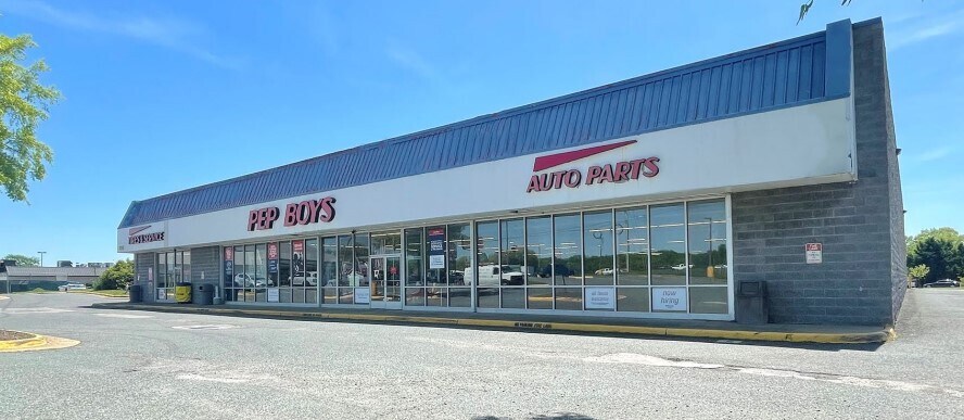 More Photos Of 2384 Plank Rd, Fredericksburg Freestanding For Lease