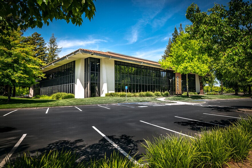 More Photos Of 10961 Sun Center Dr, Rancho Cordova Office For Sale