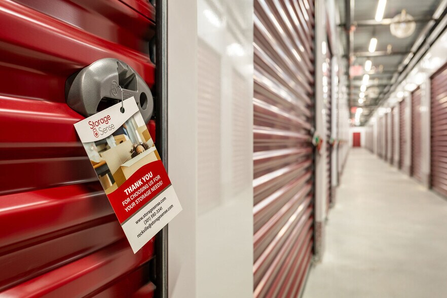 More Photos Of 1300-1338 E Gude Dr, Rockville Unknown For Lease