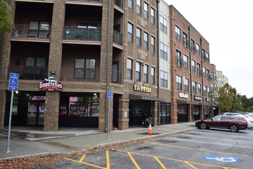 Primary Photo Of 898 Oak St, Atlanta Storefront Retail Residential For Sale