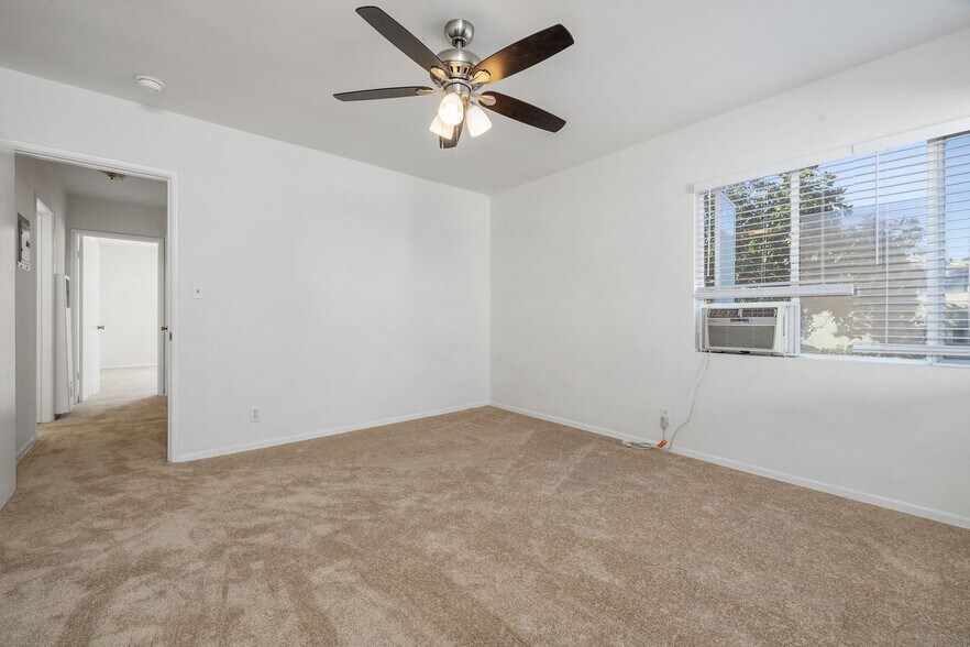 More Photos Of 316 S Doheny Dr, Beverly Hills Apartments For Sale