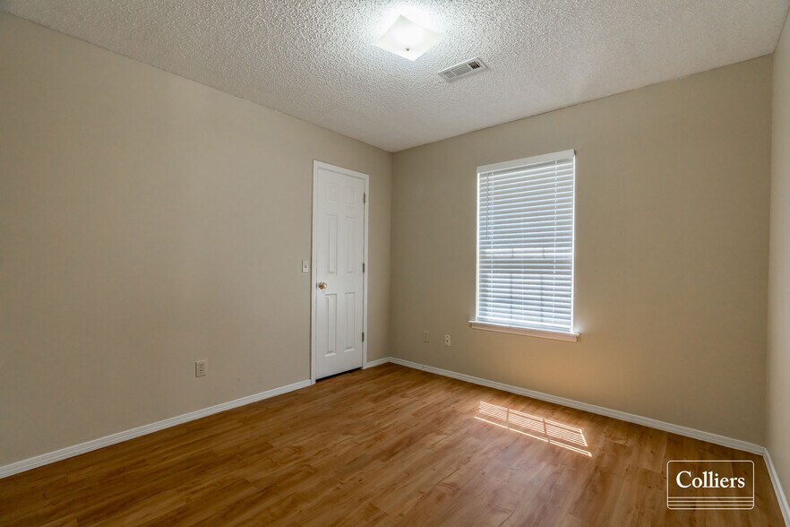 More Photos Of 523-616 Dockery Ln, Fayetteville Multifamily For Sale
