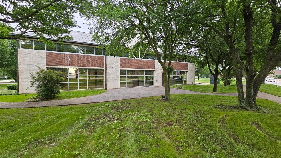 More Photos Of 1450 N Redbud Blvd, McKinney Medical For Lease