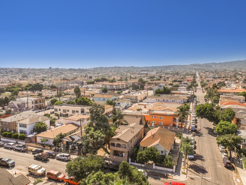 More Photos Of 1309 S Mesa St, San Pedro Apartments For Sale