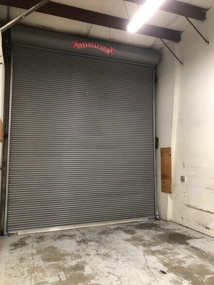 More Photos Of 1350 Central Ave, Santa Rosa Showroom For Lease