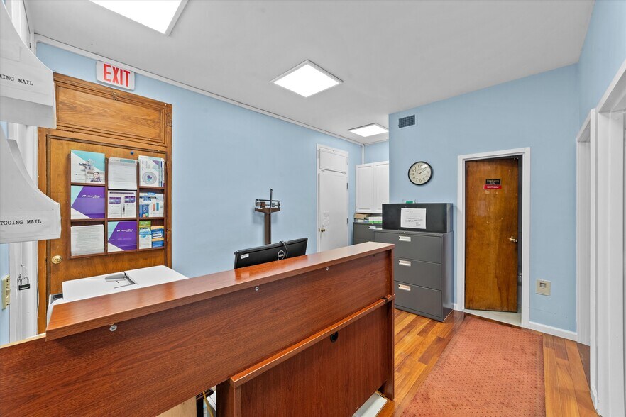 More Photos Of 130 Pondfield Rd, Bronxville Medical For Lease