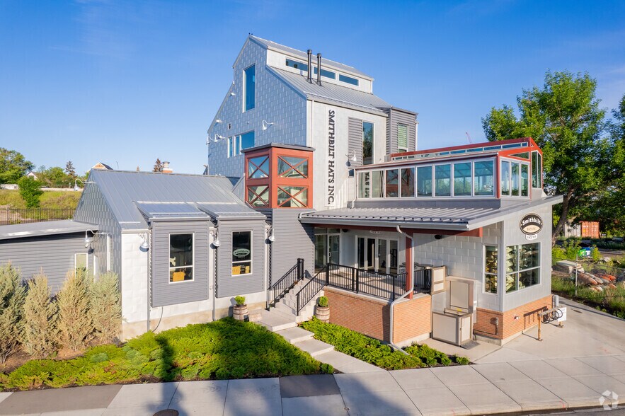Primary Photo Of 1015 11 St SE, Calgary Storefront Retail Office For Lease