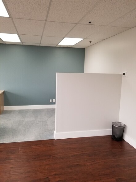 More Photos Of 13 Corporate Plaza Dr, Newport Beach Office For Lease