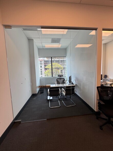 More Photos Of 19790 W Dixie Hwy, Aventura Office For Lease