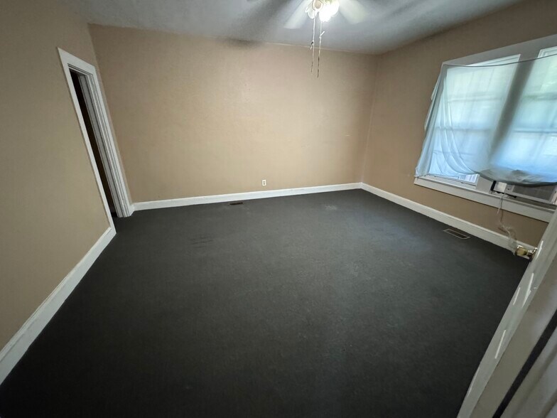 More Photos Of 713 5th Ave SE, Moultrie Apartments For Sale