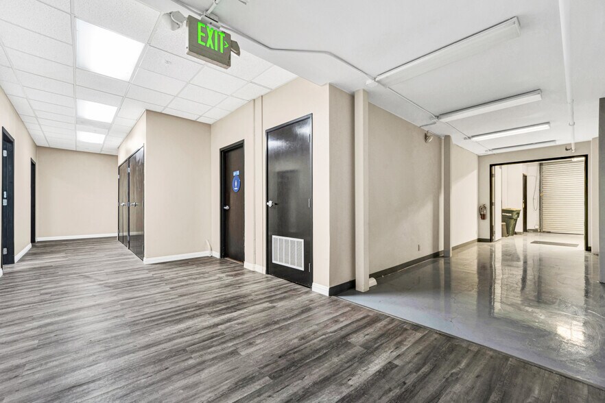 More Photos Of 28 Hammond, Irvine Warehouse For Sale