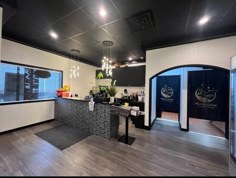 More Photos Of 2305 Darby Rd, Havertown Restaurant For Lease