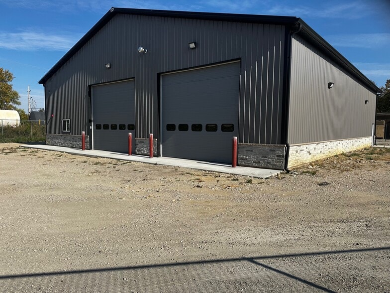 Primary Photo Of 1353 East St, Morris Industrial For Lease