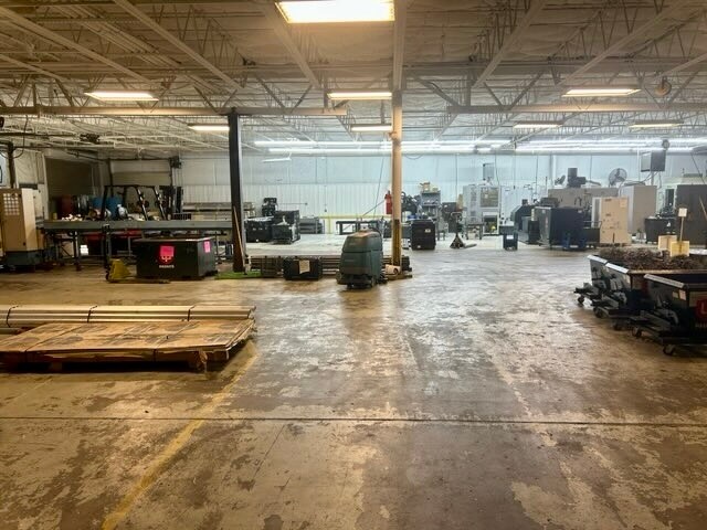 More Photos Of 4200 Legion Dr, Mason Warehouse For Lease