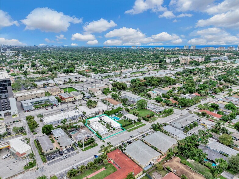 Primary Photo Of 703 NE 7th St, Hallandale Beach Apartments For Sale