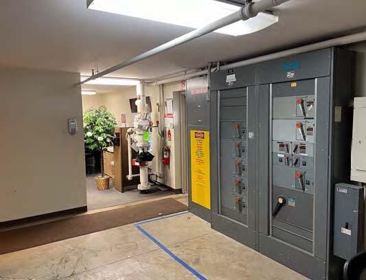 More Photos Of 27676 SW Parkway Ave, Wilsonville Manufacturing For Sale