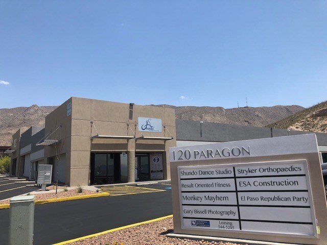 More Photos Of 120 Paragon Ln, El Paso Office For Sale
