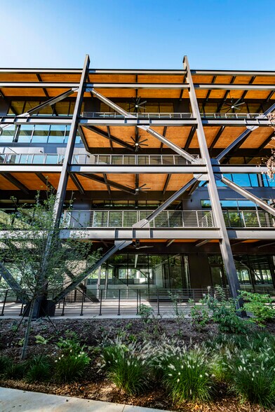 More Photos Of 765 Echo St NW, Atlanta Office For Lease