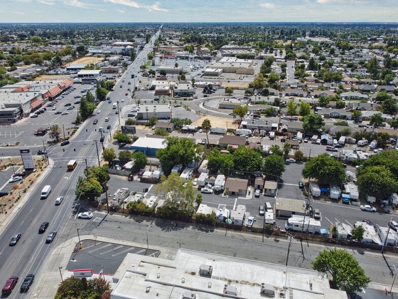 More Photos Of 5800 Stockton Blvd, Sacramento Manufactured Housing Mobile Home Park For Sale