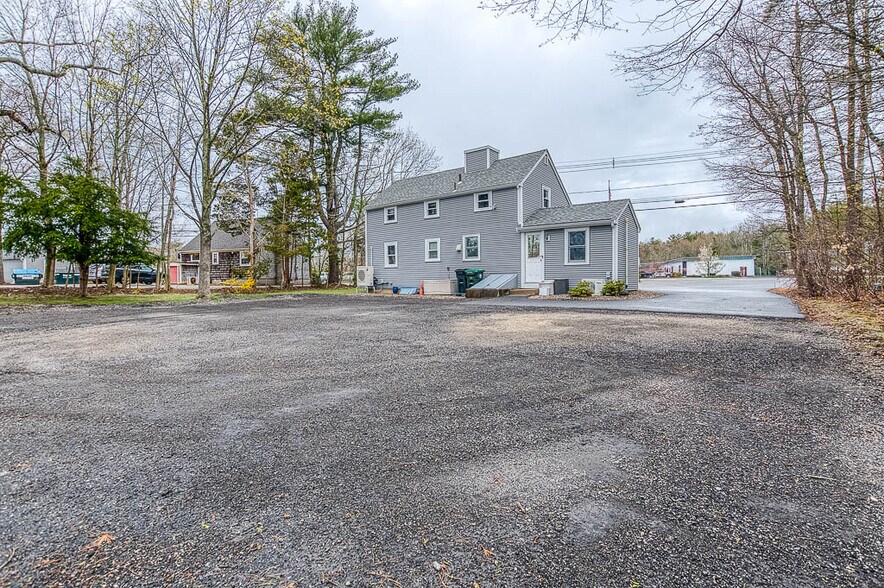 More Photos Of 709 Plain St, Marshfield Medical For Sale